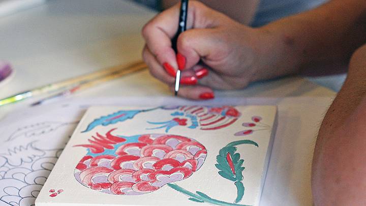 Тайны изникской росписи — мастер-класс по росписи керамики