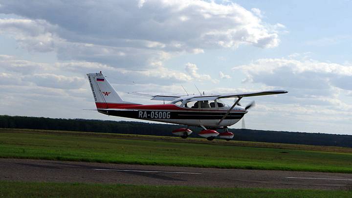 Авиапрогулка на легендарном американском самолете Cessna FR-172