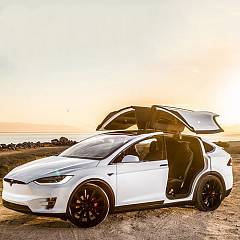 Аренда Tesla Model X на 1 час