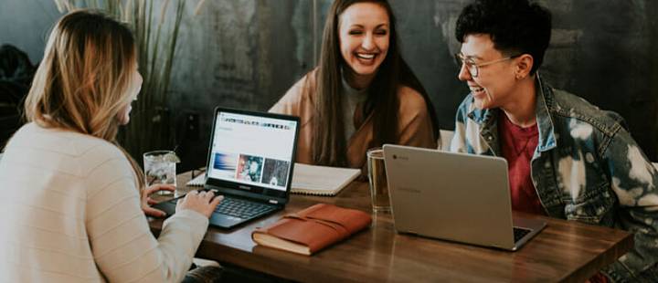 Караоке-квиз: музыкальная игра