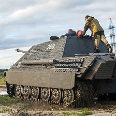 Катание на танке ПТ-САУ Jagdpanther для одного (без вождения)