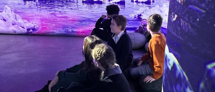 Мультимедийная выставка «Большая Страна»