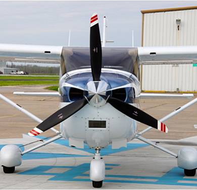 Ознакомительный полет или пилотирование на Cessna 182